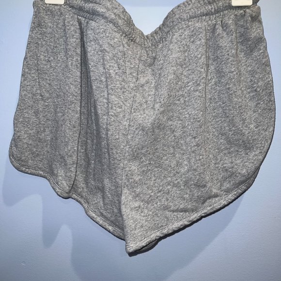 Forever 21 gray shorts - Picture 2 of 5